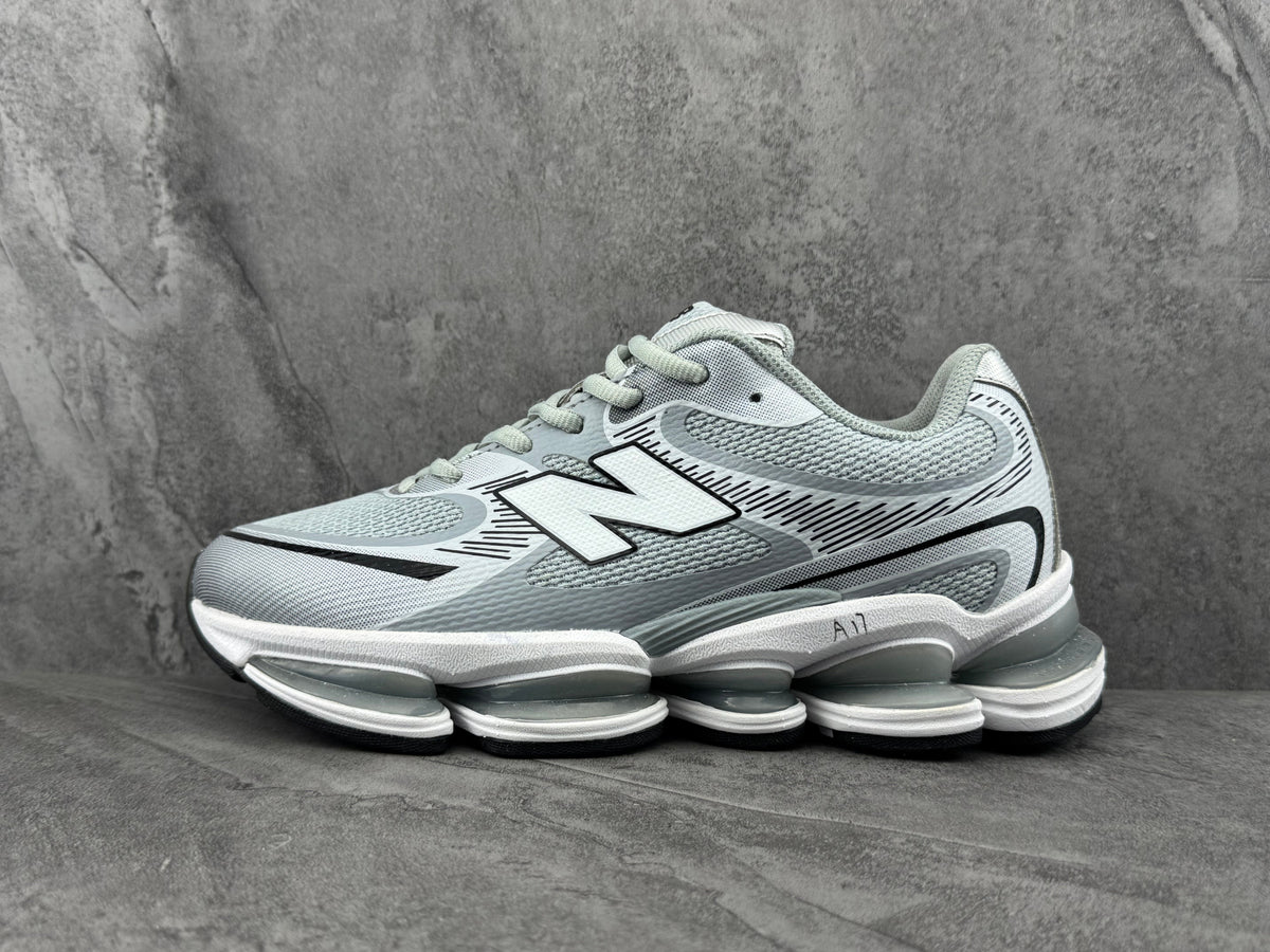 New Balance Gray Running-Style Trainers - product image from the listing.