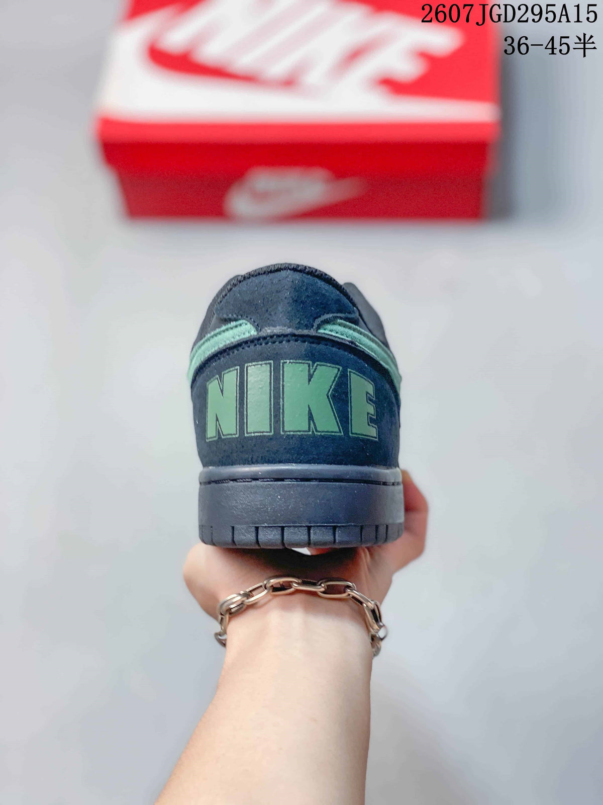 Nike SB Dunk Low Pro Sneakers in Black Mint 2607TGD295A15 - product image from the listing.