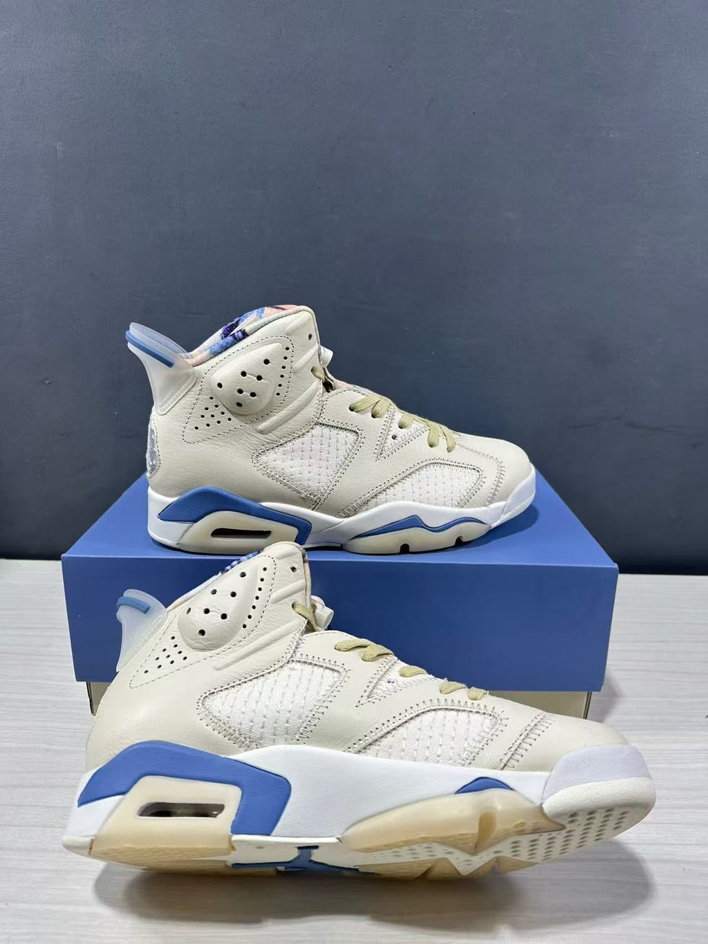 Air Jordan 6 Retro Sashiko Sneakers Cream Blue IR7255-110 - product image from the listing.