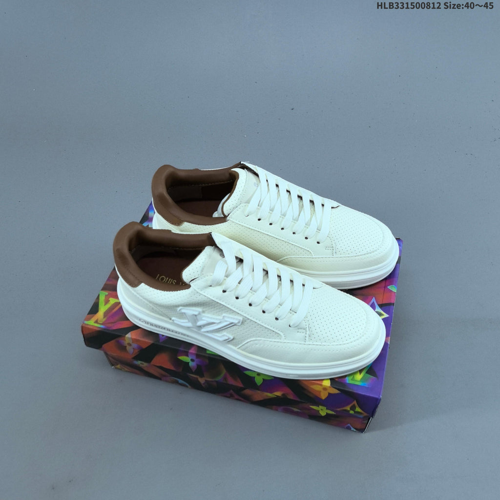 Louis Vuitton Trainer Low-Cut Sneakers - product image from the listing.