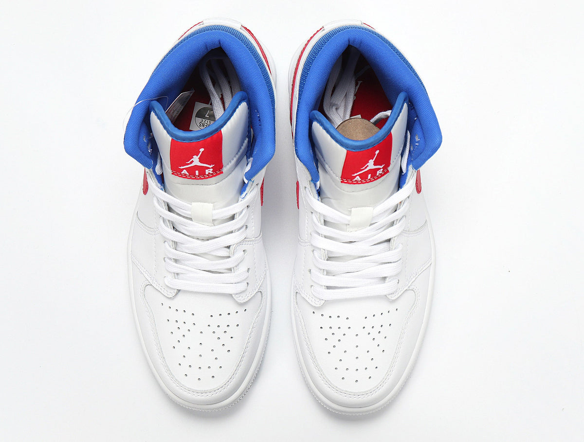 Nike Air Force 1 High Patriot Sneakers in White BQ6472-164 - product image from the listing.