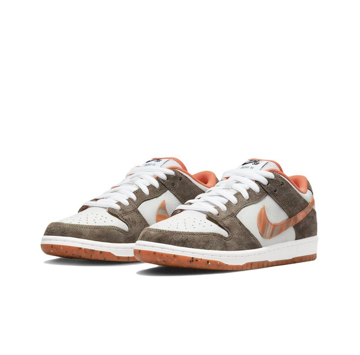 Nike SB Dunk Low Pro Crushed D.C. DH7782-001 Trainers - product image from the listing.