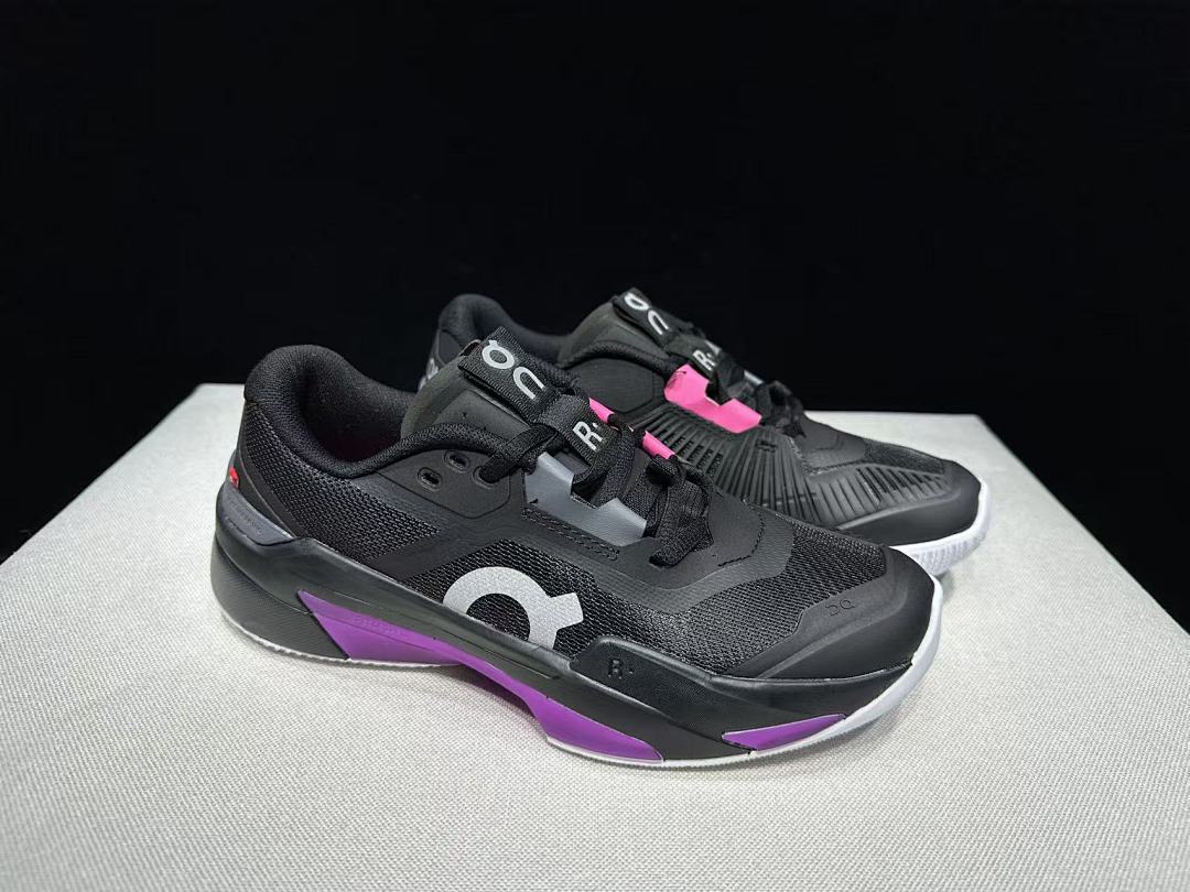 On The Roger Pro Fire Clay Tennis Shoes in Black Pink - product image from the listing.