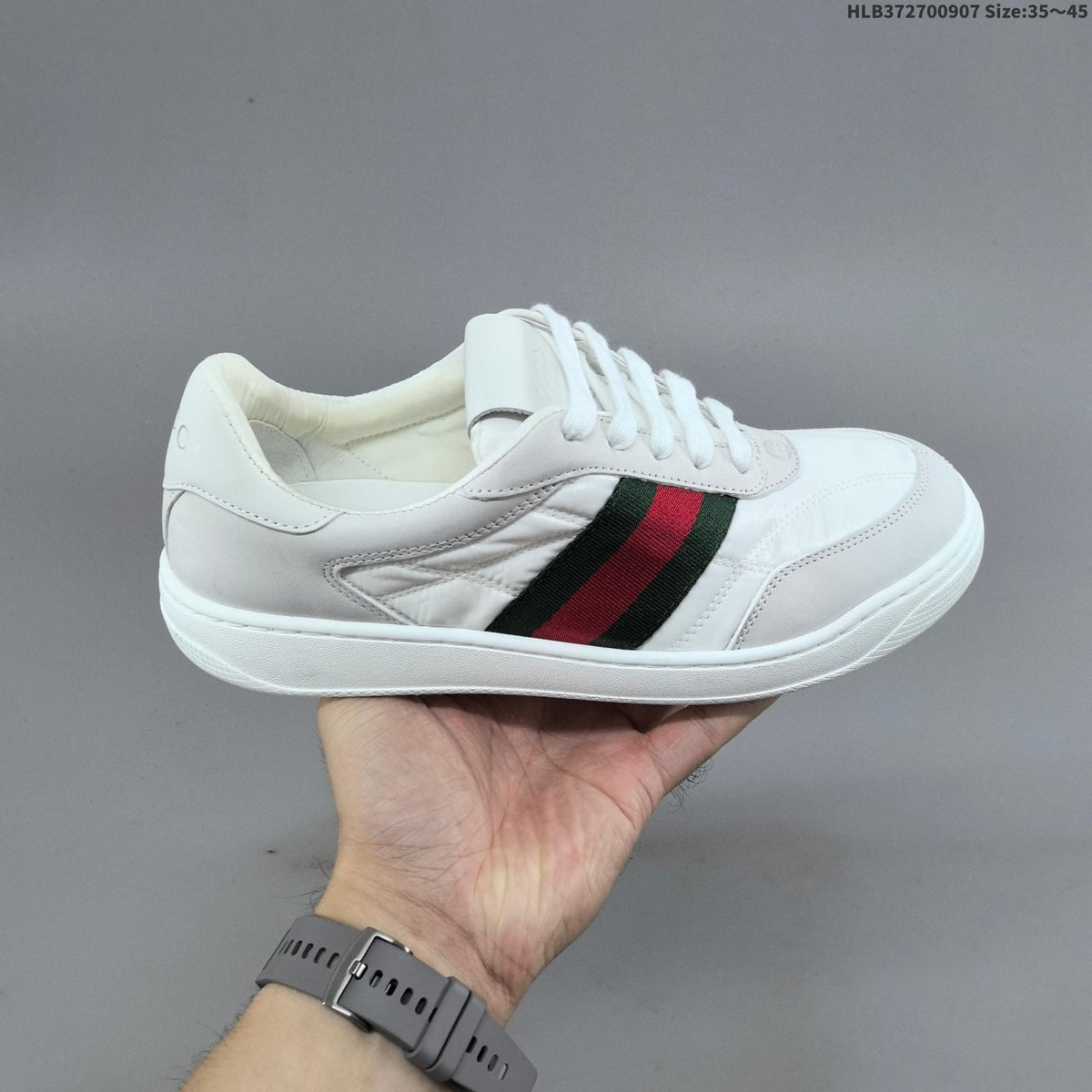 Gucci Ace Low-Cut Sneakers 429446 A38G0 1284 - product image from the listing.