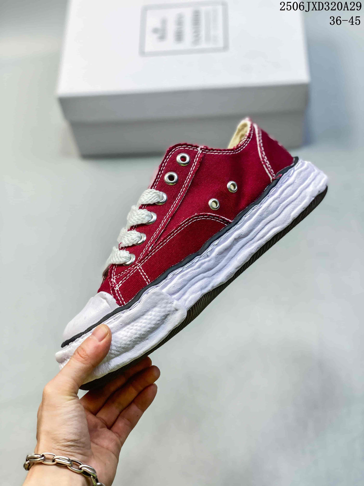 MMY Blakey Sneakers in Red 2506JXD320A29 - product image from the listing.