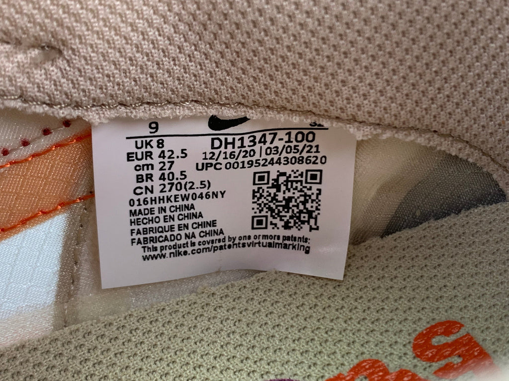 Nike LDWaffle CLOT x sacai DH1347-100 Trainers - product image from the listing.