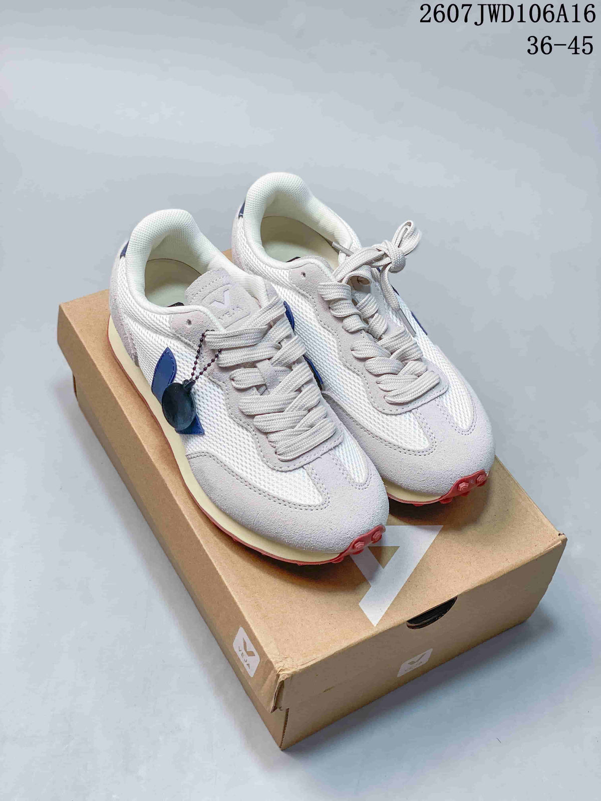 VEJA Rio Branco Alveomesh Sneakers in White Blue - product image from the listing.