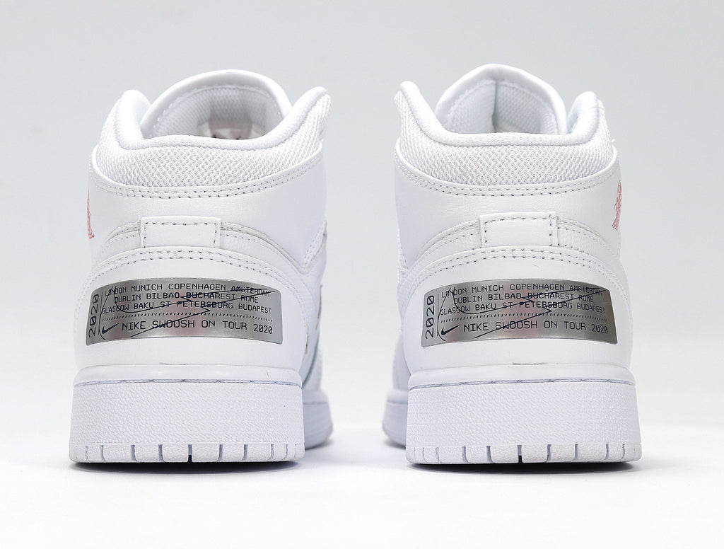 Jordan 1 High Basketball Sneakers in White CW7589-100 - product image from the listing.
