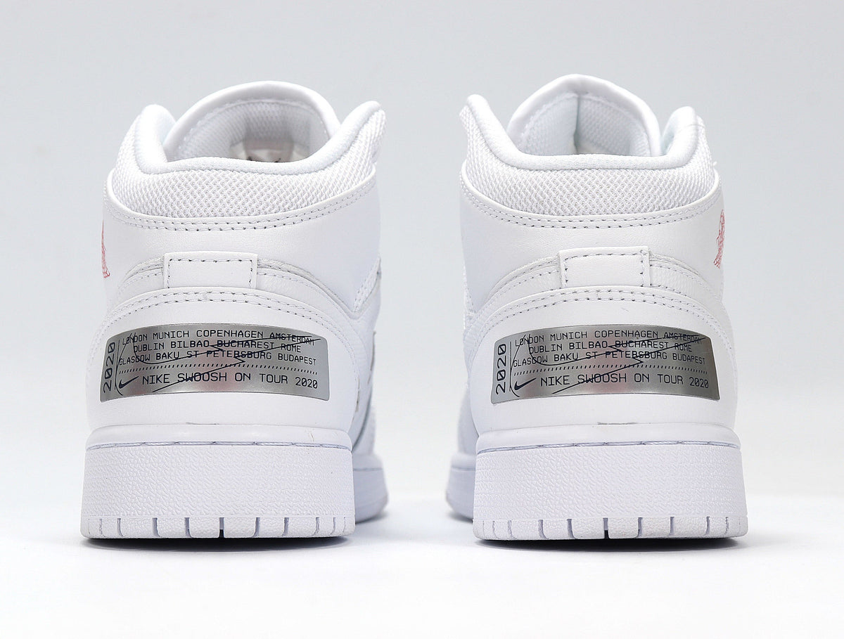 Jordan 1 High Basketball Sneakers in White CW7589-100 - product image from the listing.