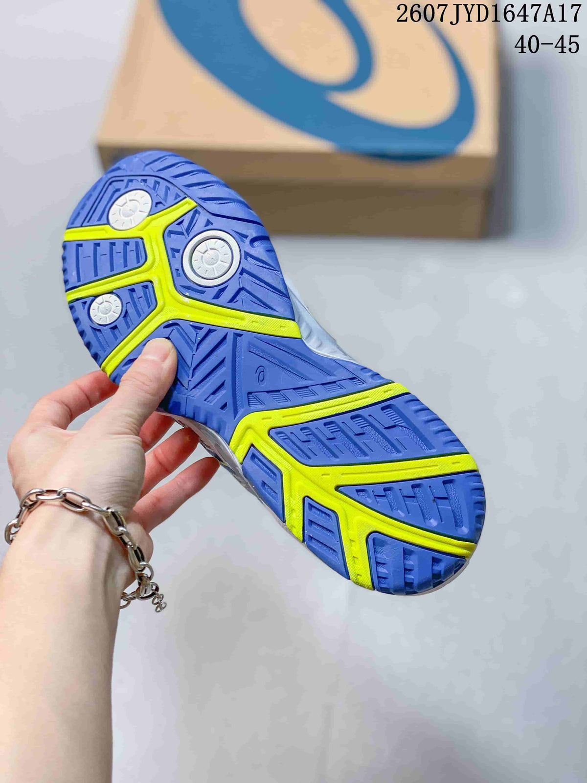 ASICS GEL-Resolution 5 Tennis Shoes in White Blue - product image from the listing.