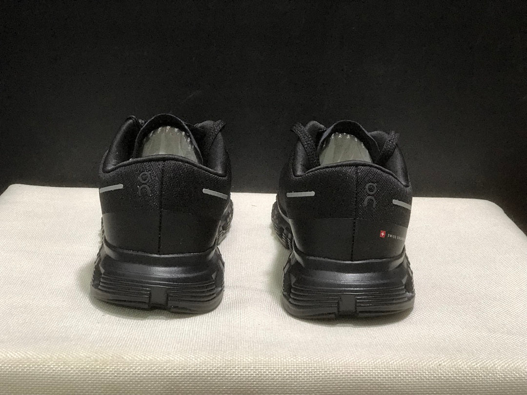 On Cloud 6 Push Running Sneakers in Black - product image from the listing.