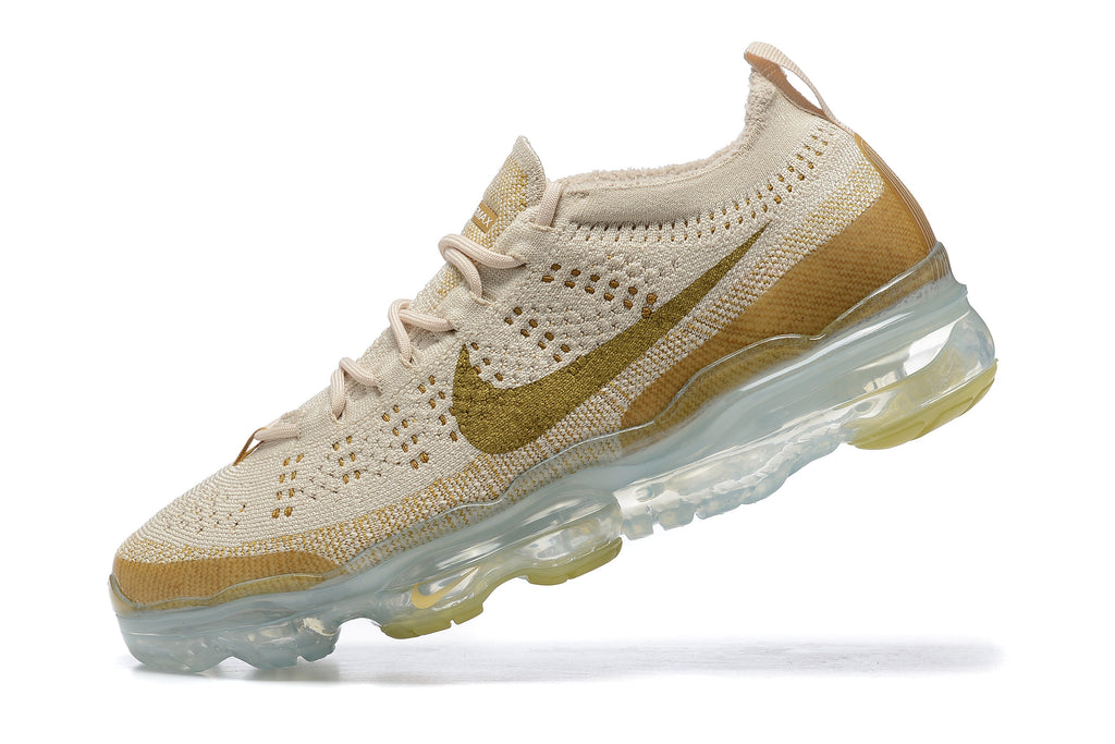 Nike Air VaporMax 2023 Flyknit Sanddrift Bronze Trainers DV1678-100 - product image from the listing.