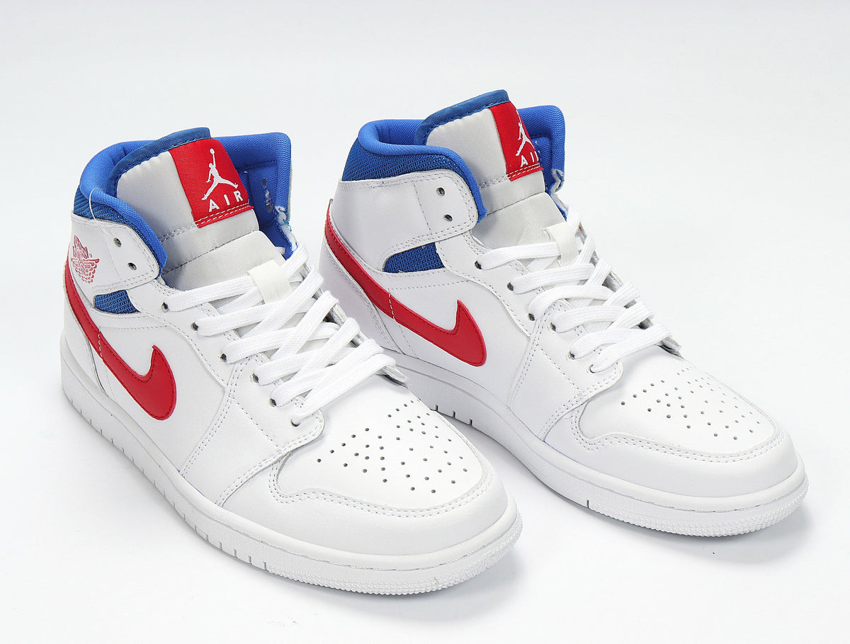 Nike Air Force 1 High Patriot Sneakers in White BQ6472-164 - product image from the listing.