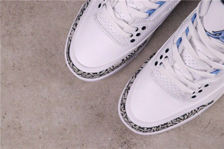 Air Jordan 3 True Blue Sneakers White Blue - product image from the listing.