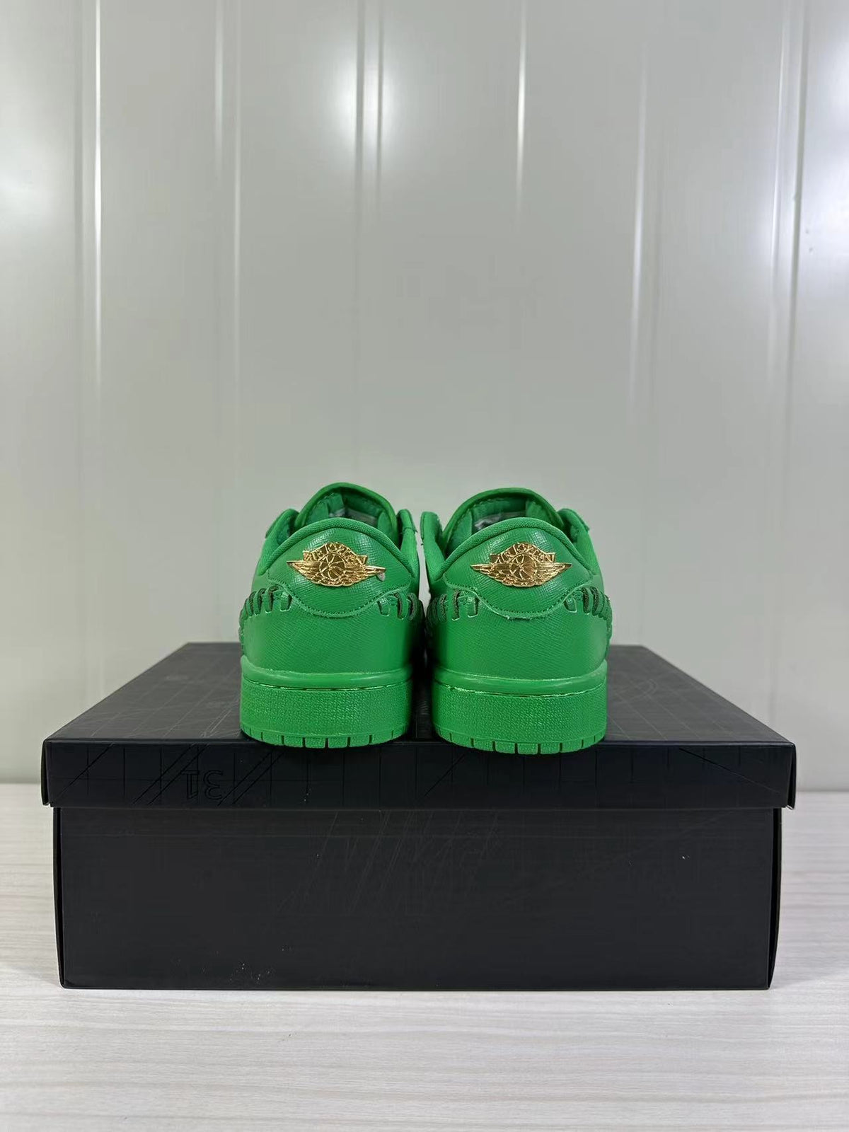 Air Jordan 1 Low Green FN5032-300 Sneakers - product image from the listing.