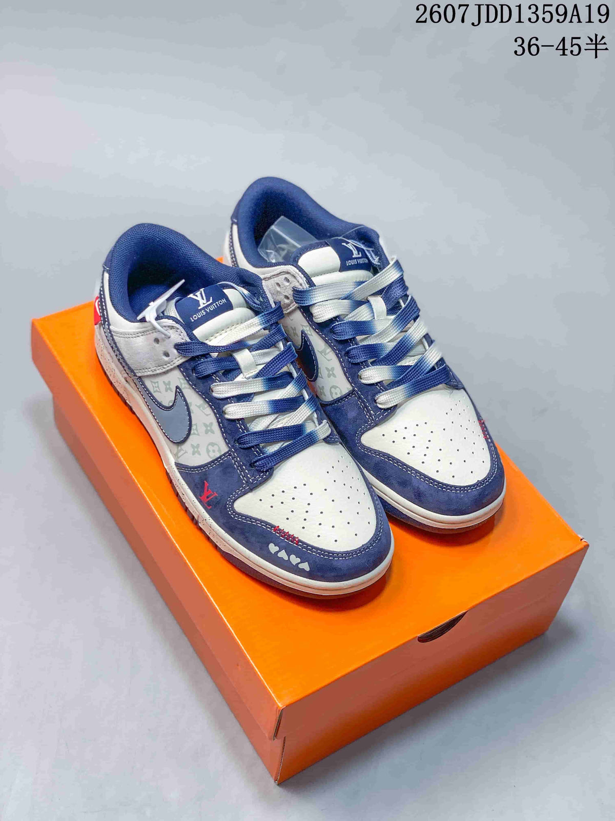 Air Jordan 1 Low Sneakers White and Navy - product image from the listing.