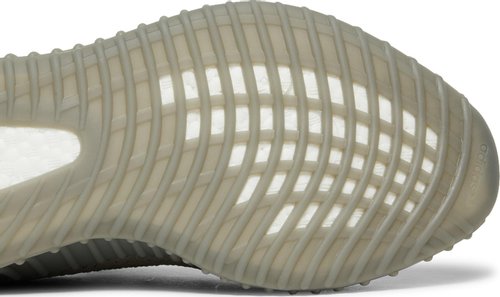 Yeezy Boost 350 V2 'Granite' - product image from the listing.
