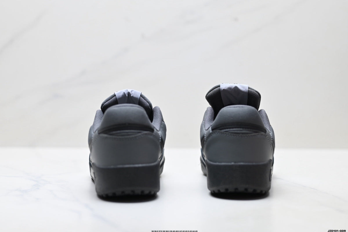 Dark Gray and Black Nike Terra Manta Sneakers - product image from the listing.