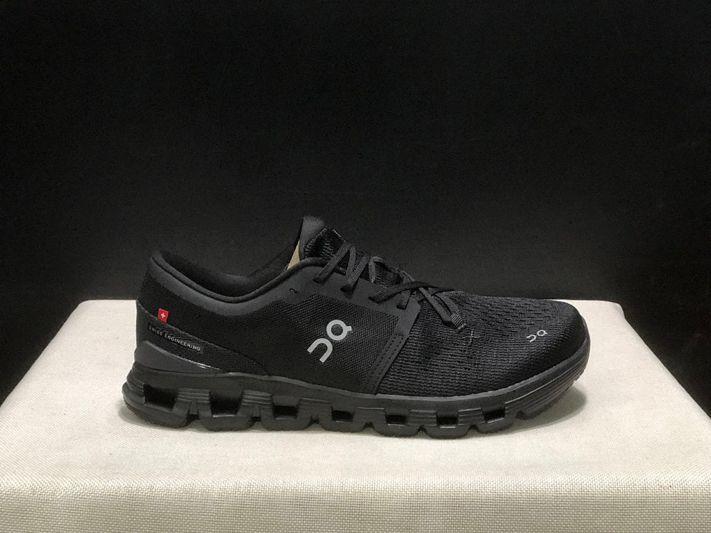 On Cloud X 4 Black Eclipse Trainers - product image from the listing.