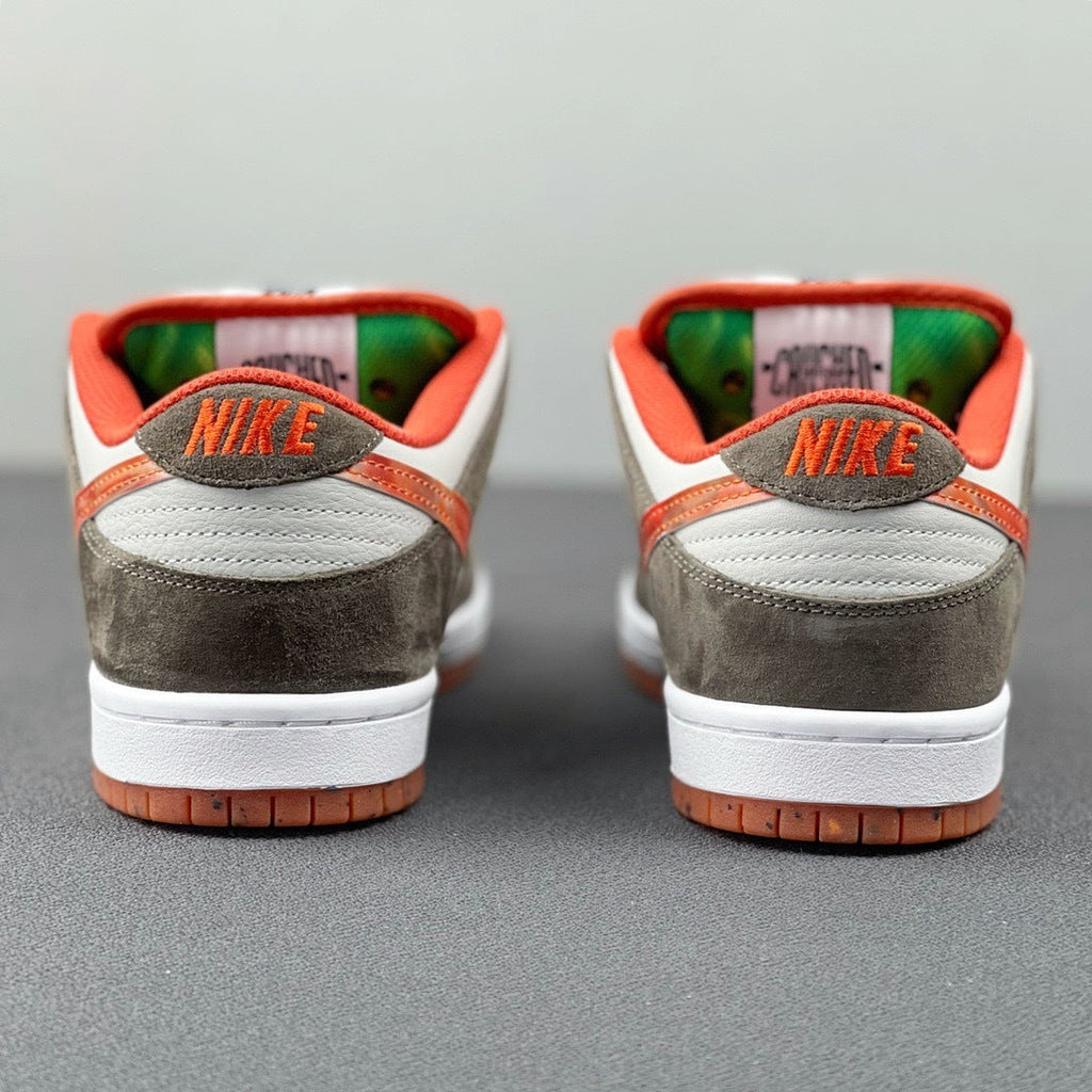 Nike SB Dunk Low Pro Crushed D.C. DH7782-001 Trainers - product image from the listing.