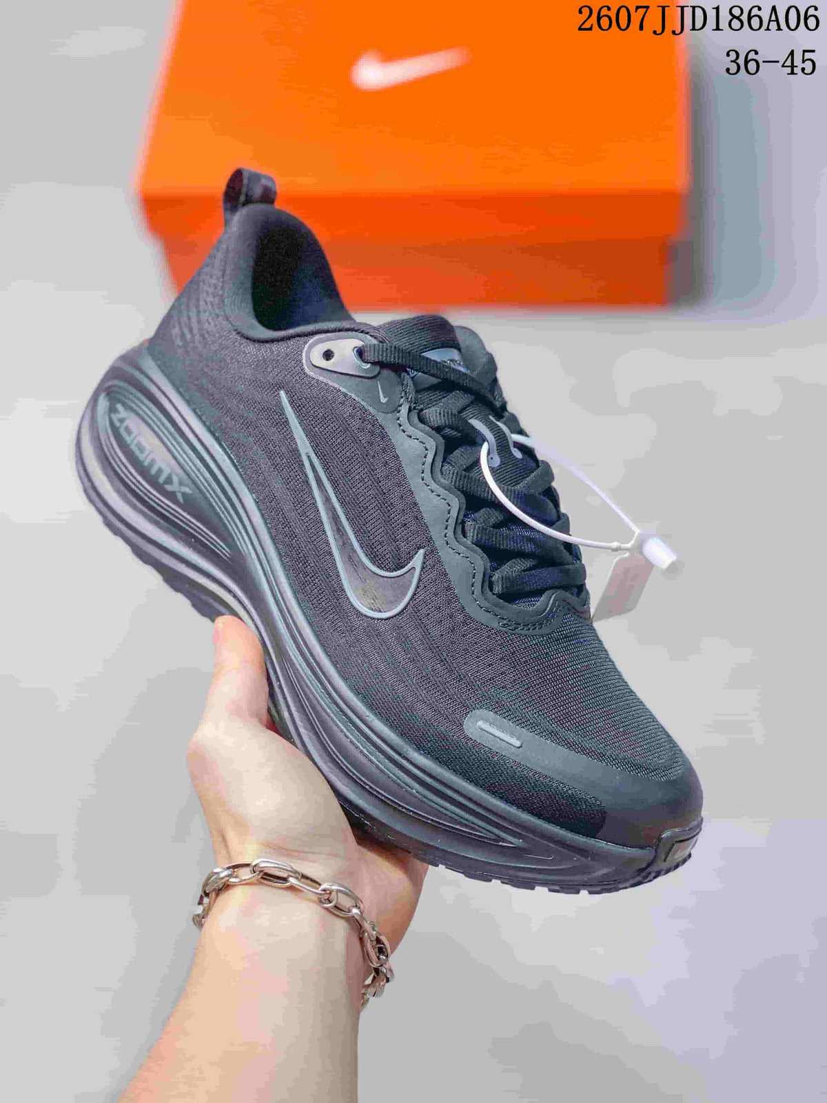 Black Nike Vomero 18 GTX Running Shoes - product image from the listing.
