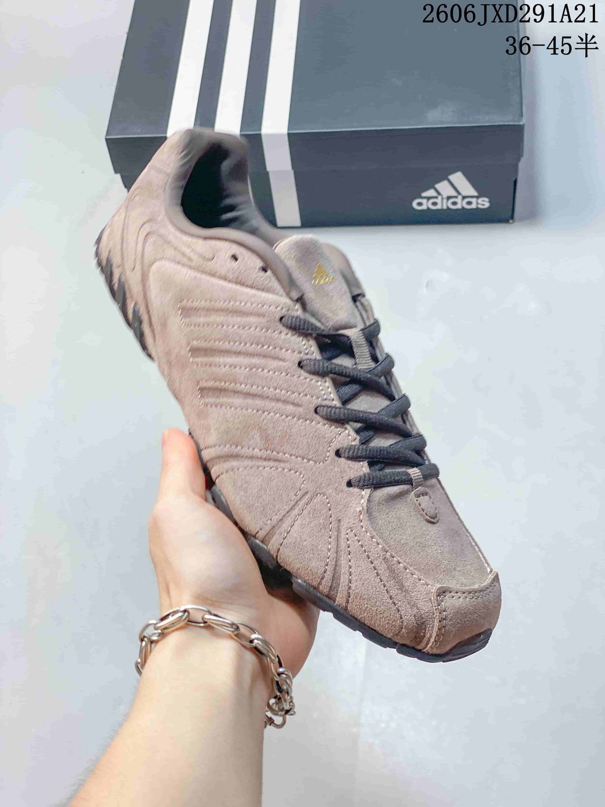 adidas Originals Ghost Sprint Sneakers in Beige 2606JXD291A21 - product image from the listing.