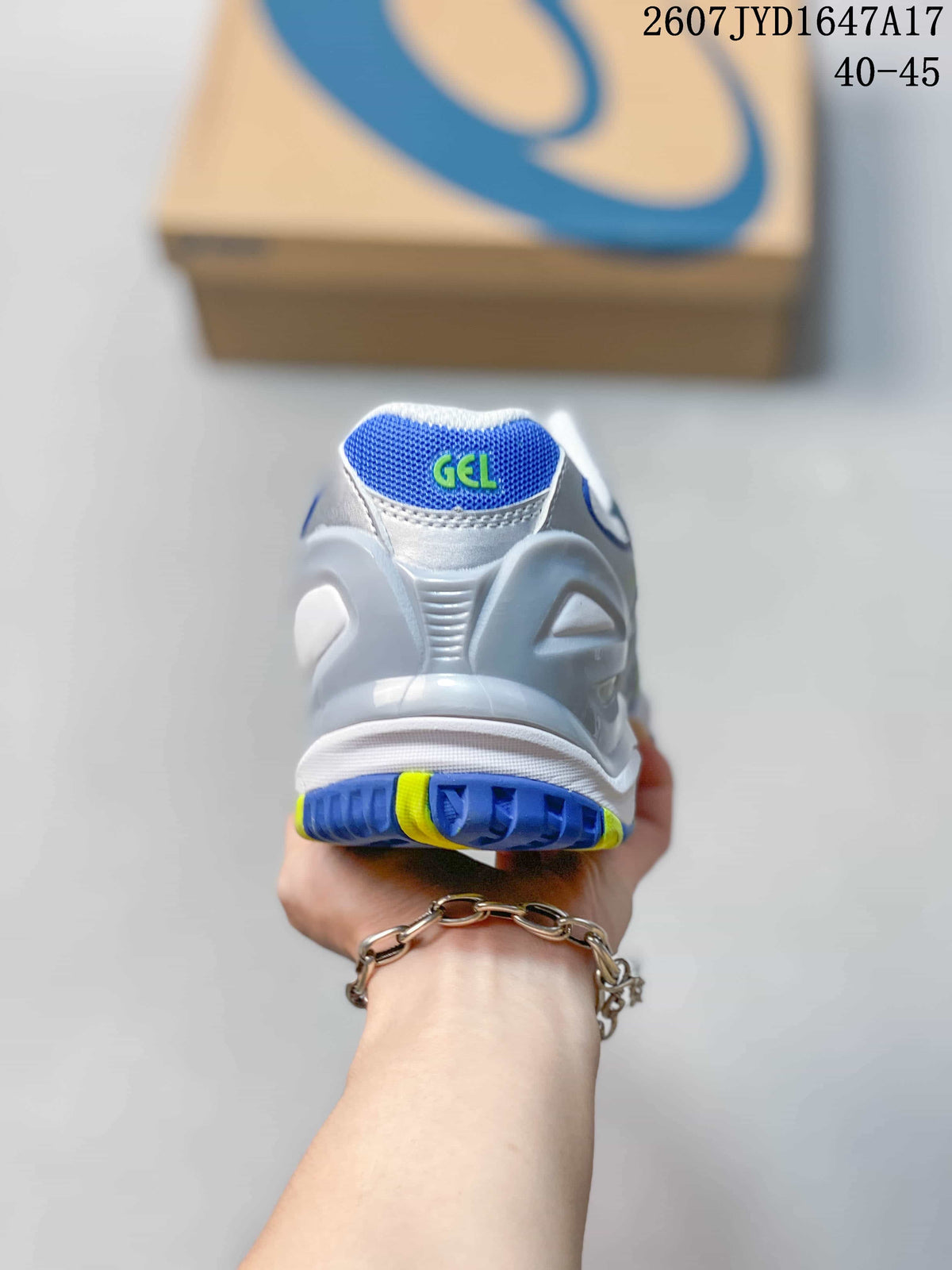 ASICS GEL-Resolution 5 Tennis Shoes in White Blue - product image from the listing.
