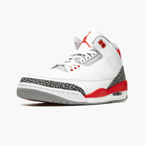 "Fire Red 2022" AIR JORDAN 3 RETRO OG - product image from the listing.