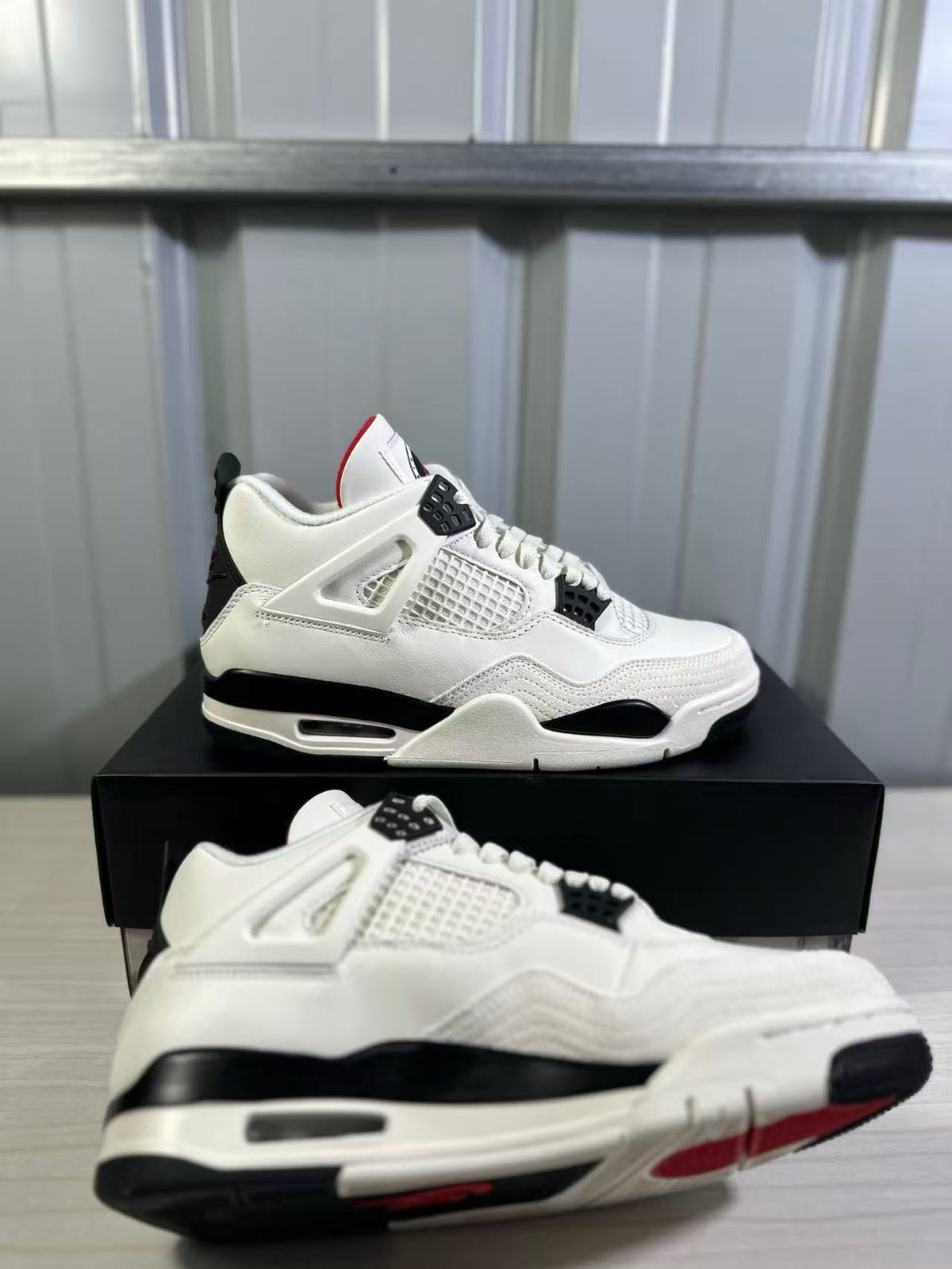 Air Jordan 4 Retro Flight Club White Black IM4002-100 - product image from the listing.