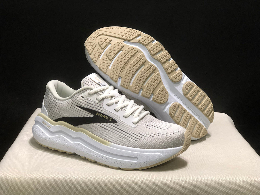 Brooks Ghost Max 2 Shoes for Running - product image from the listing.