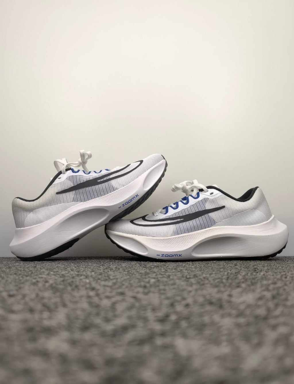 Nike Zoom Fly 5 Running Shoes in White Black DZ2769-101 - product image from the listing.