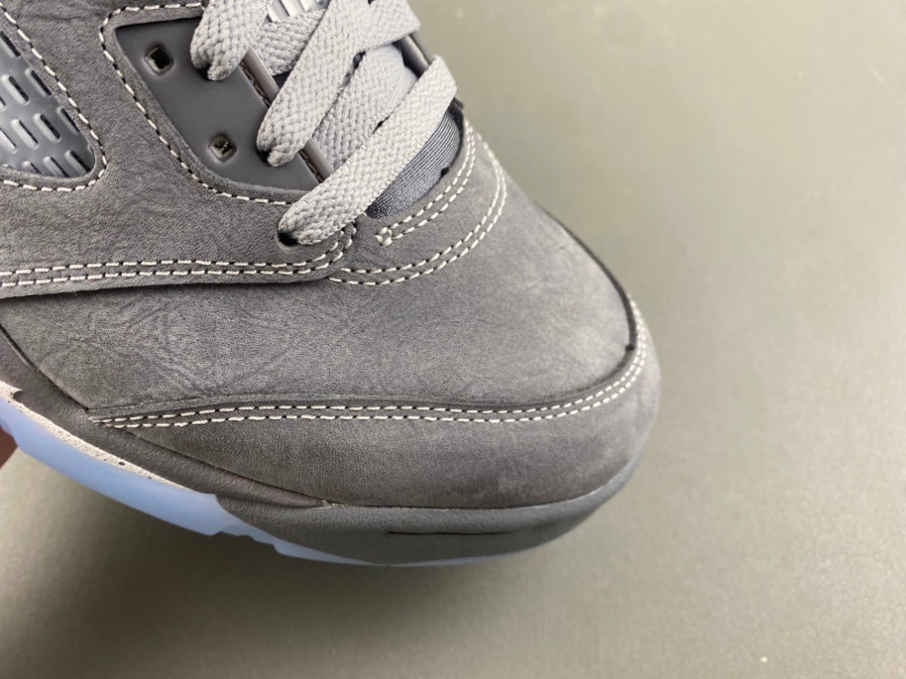 Air Jordan 5 Wolf Grey Sneakers HJ6779-001 - product image from the listing.