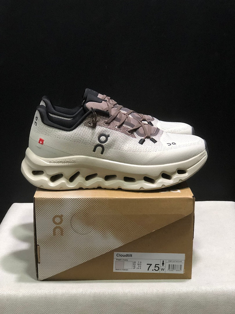 Pearl and Ivory On Cloudtilt Sneakers - product image from the listing.