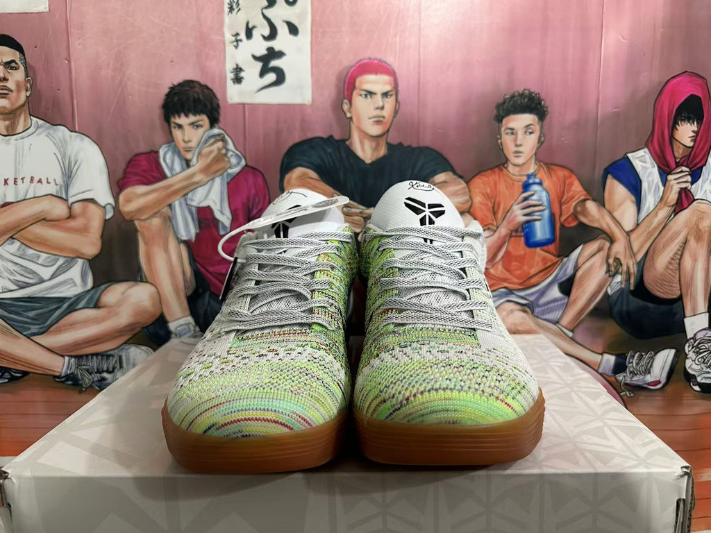 Nike Kobe Basketball Trainers White Green Gum Sole - product image from the listing.