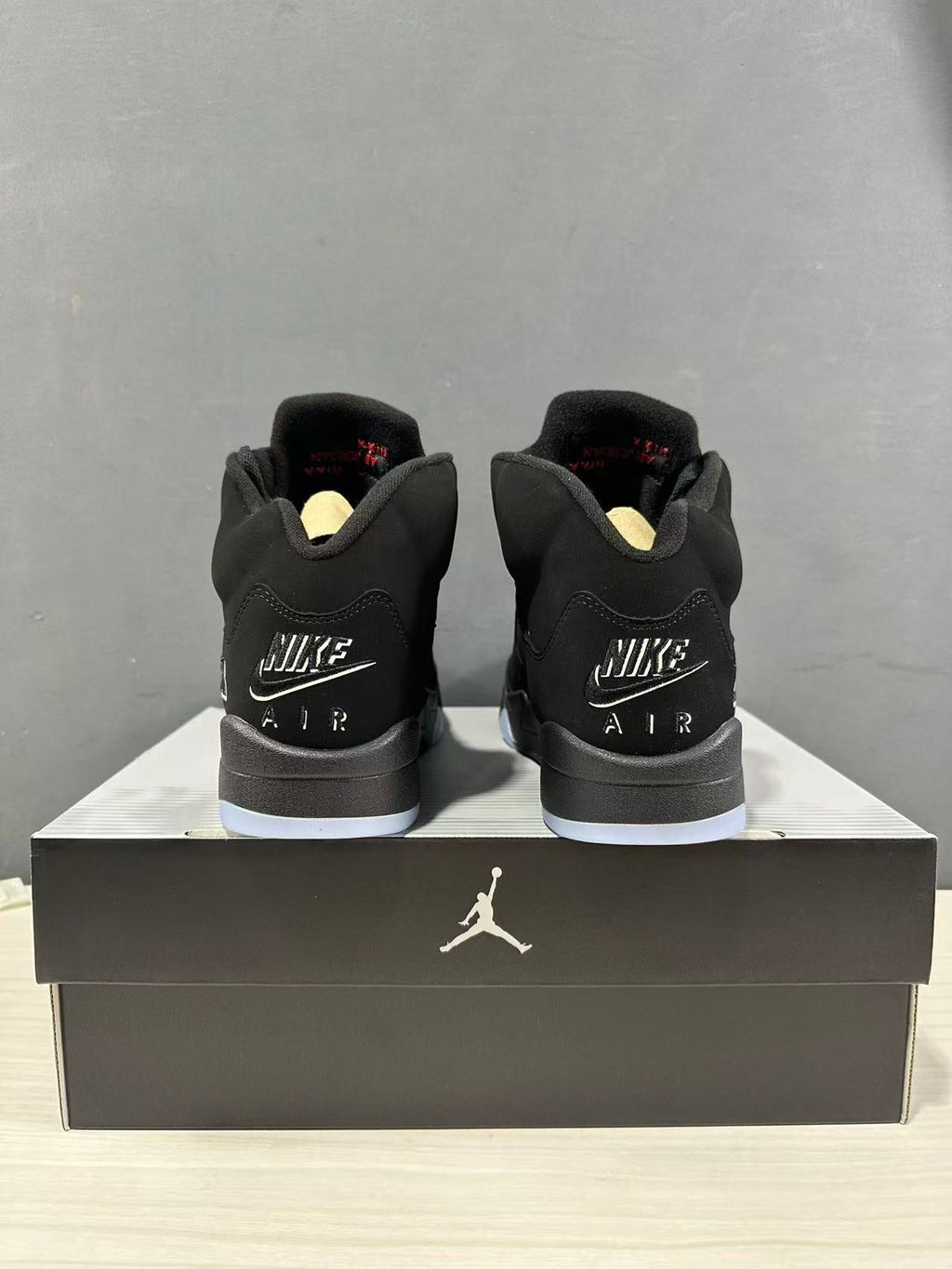 Air Jordan 5 Retro Black Red High-Top Sneakers - product image from the listing.