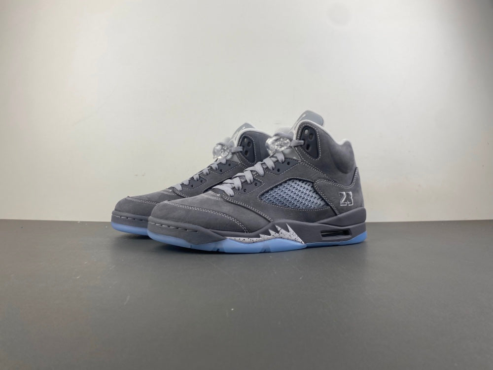 Air Jordan 5 Wolf Grey Sneakers HJ6779-001 - product image from the listing.