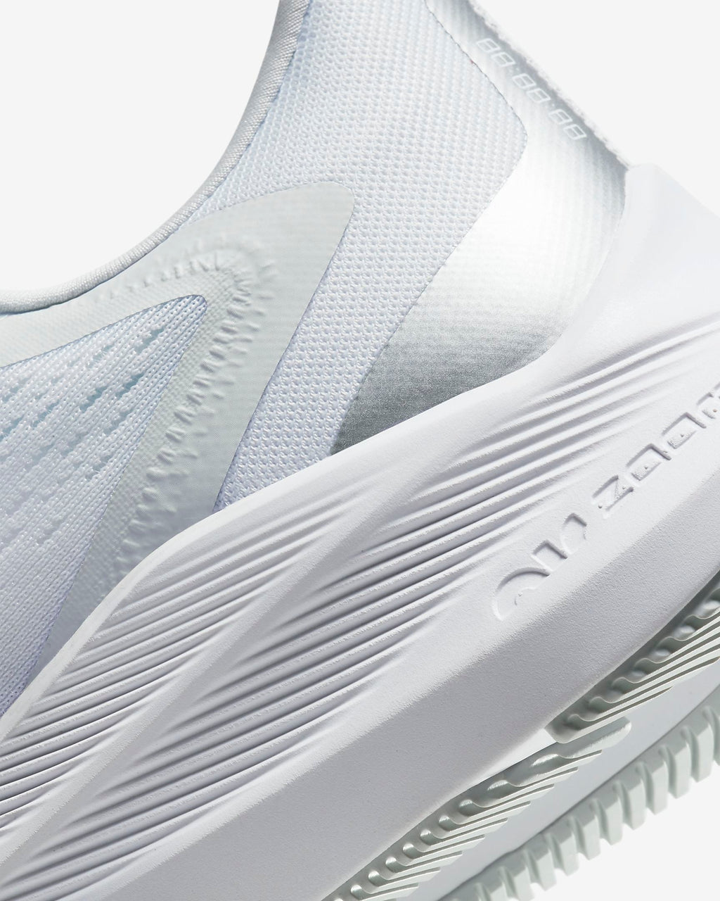 Nike Zoom Winflo 7 Running Shoes in White CJ0302-004 - product image from the listing.