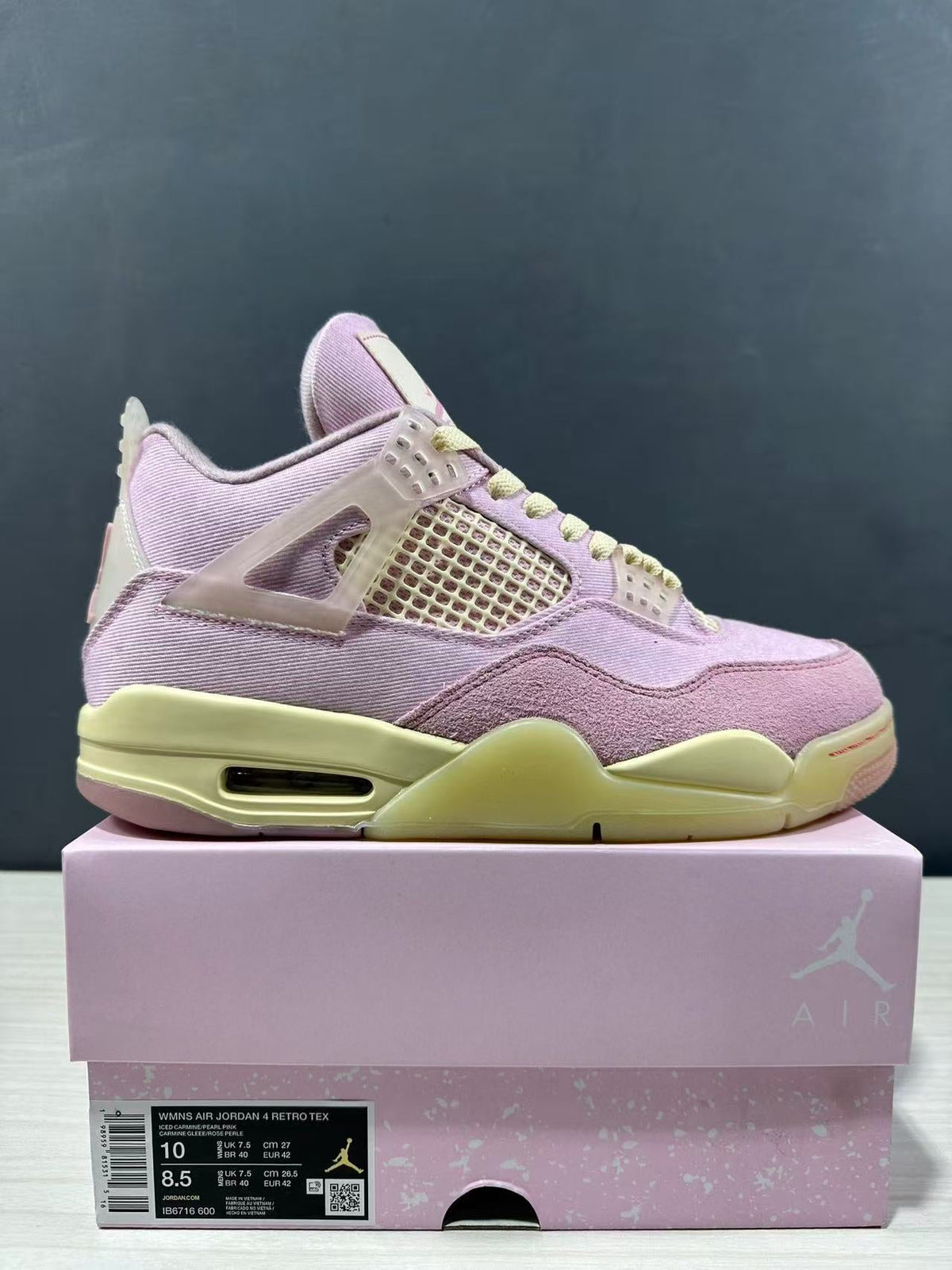 Air Jordan 4 Retro Pink Sneakers IB6716-600 - product image from the listing.