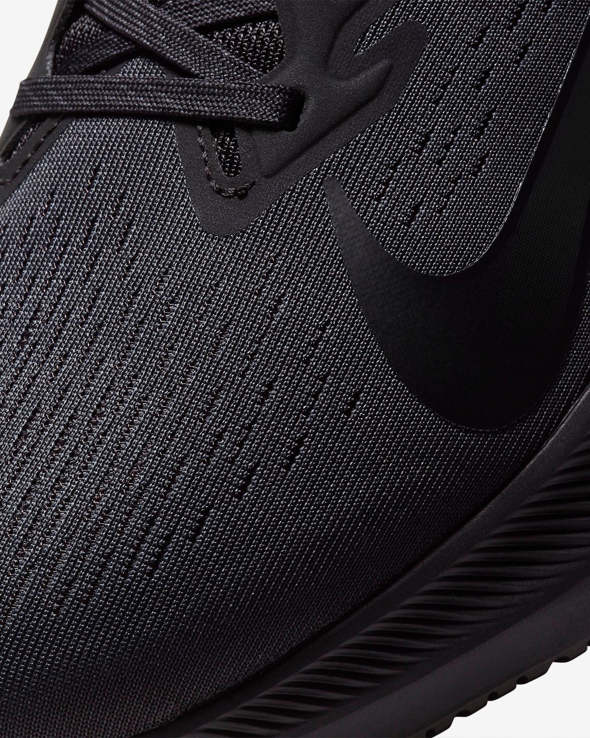 Nike Zoom Winflo 7 Running Shoes in Black CJ0291-001 - product image from the listing.
