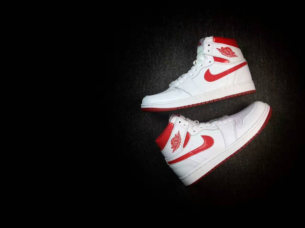 Nike Air Jordan 1 High Sneakers in White Red - product image from the listing.