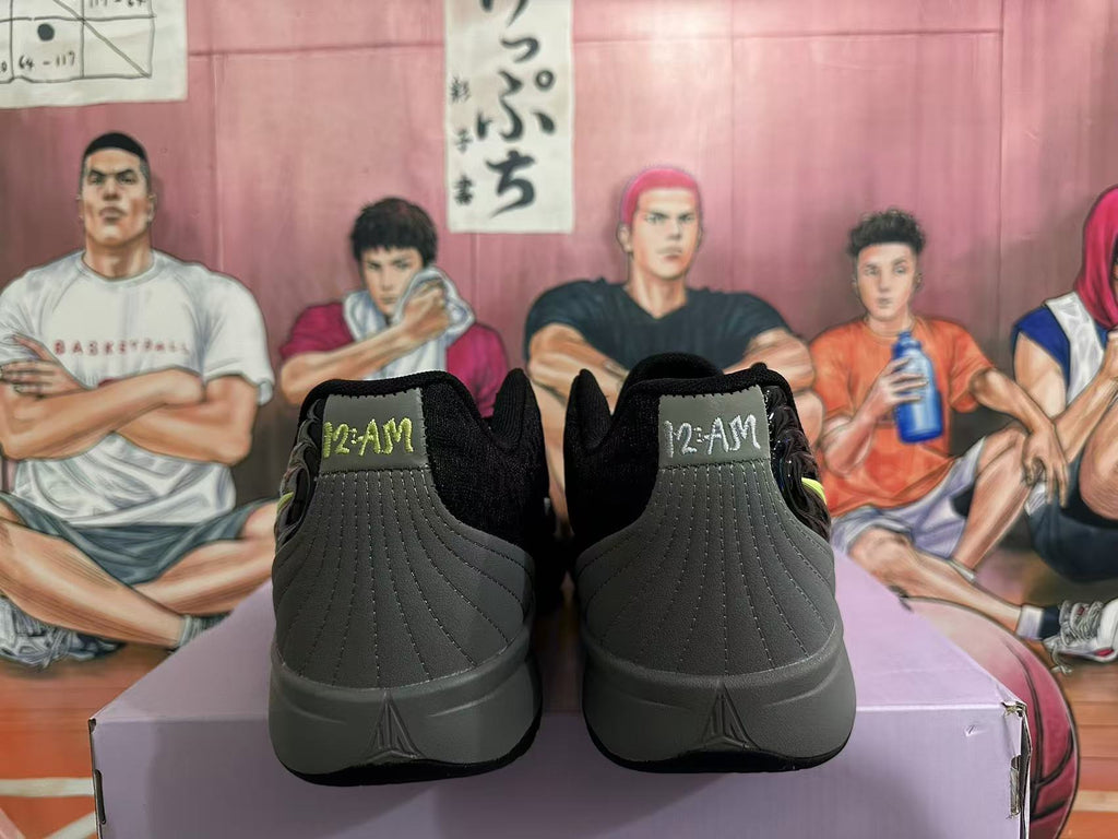 Nike Sneakers in Black and Gray - product image from the listing.