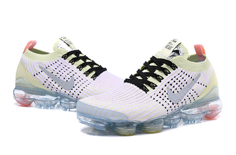 Nike Air VaporMax Flyknit 2 in Pale Purple Yellow AJ6900-700 - product image from the listing.