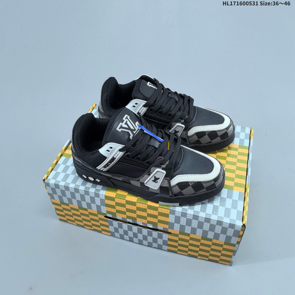 Louis Vuitton Black and Gray Checkerboard Low-Cut Sneakers - product image from the listing.