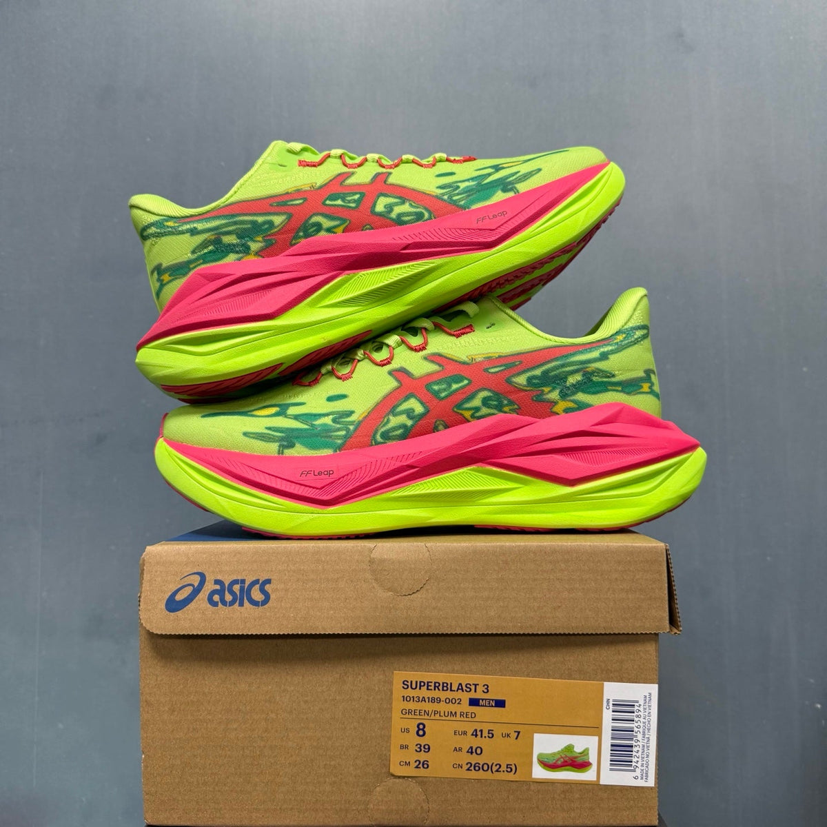 ASICS Superblast 3 Running Shoes Green Plum in Red 1013A189-002 - product image from the listing.