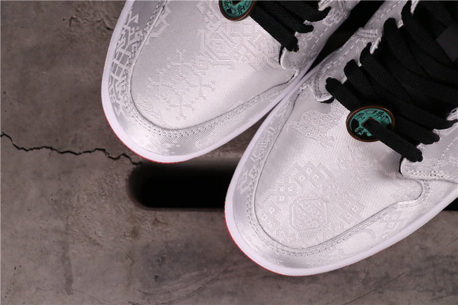 Edison Chen White Silk CU2804-100 Sneakers - Air Jordan 1 Mid - product image from the listing.
