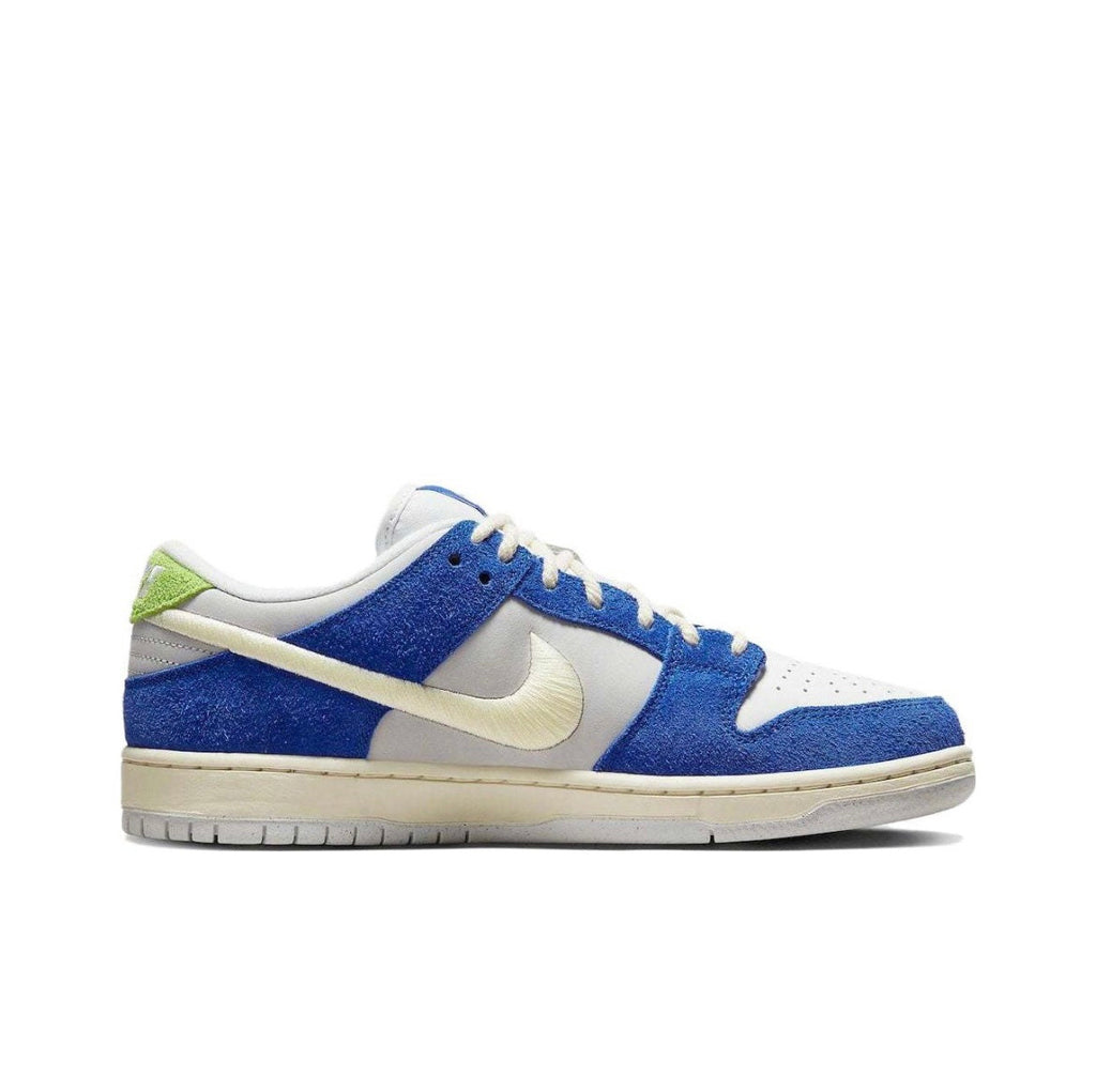 Nike SB Dunk Low Fly Streetwear Gardenia in Blue DQ5130-400 - product image from the listing.