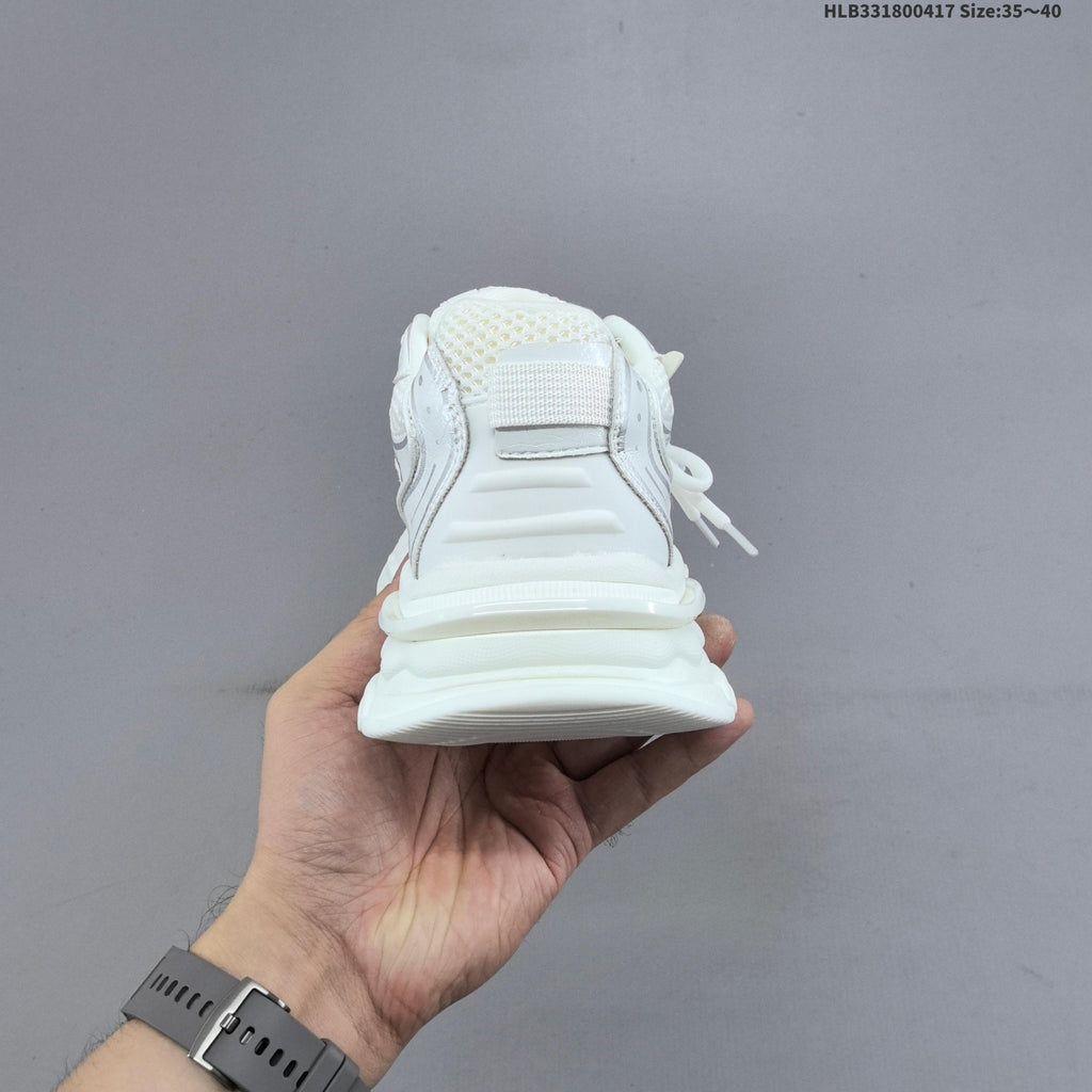 White GG-CC Chunky Low Sneakers - product image from the listing.