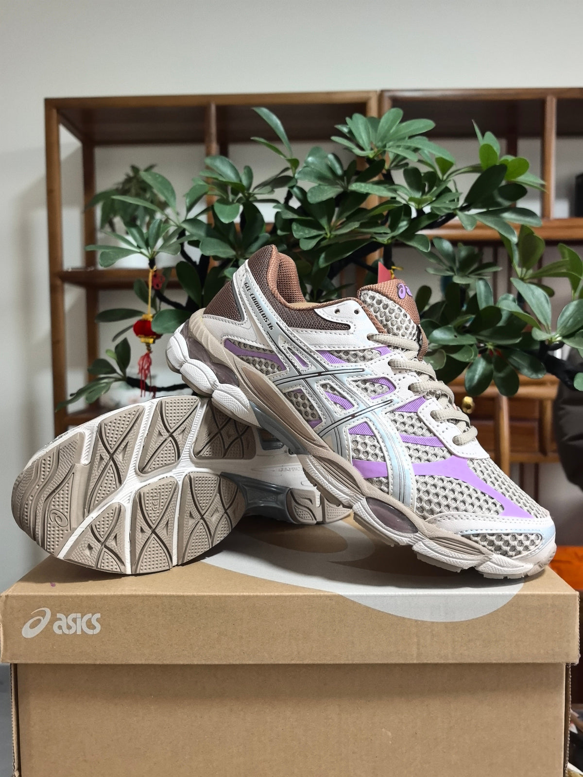 ASICS GEL-KAYANO 14 Sneakers in White Purple - product image from the listing.