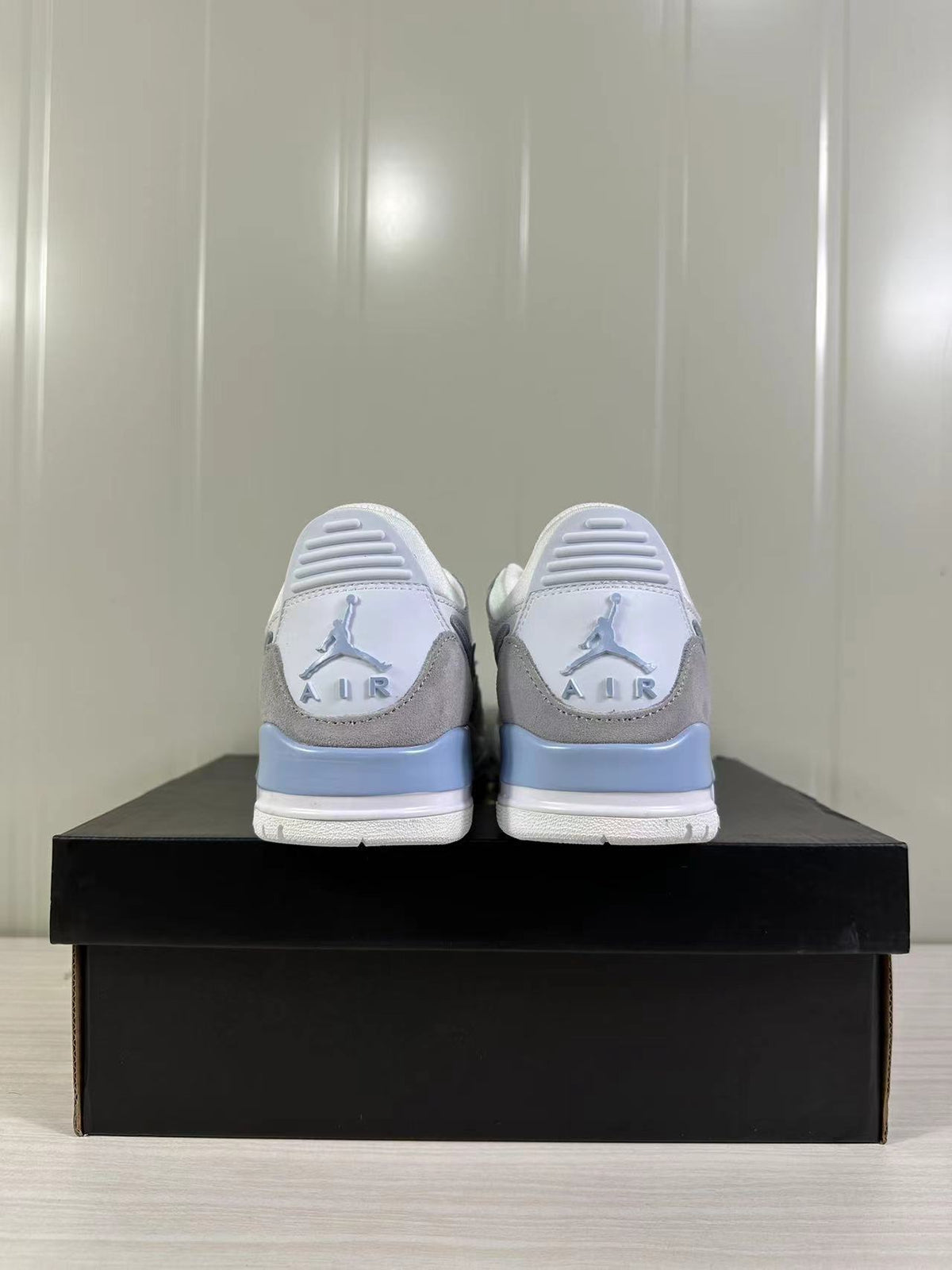 Jordan Legacy 312 Low Sneakers in Glacier Blue HQ1190-101 - product image from the listing.