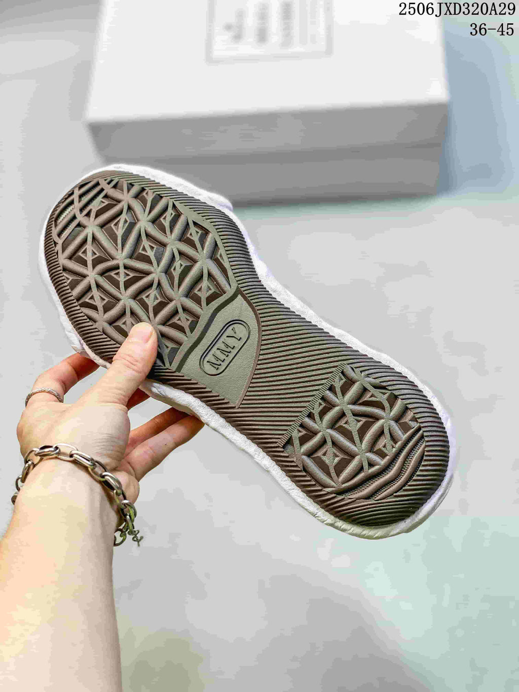 MMY Blakey Sneakers in Red 2506JXD320A29 - product image from the listing.